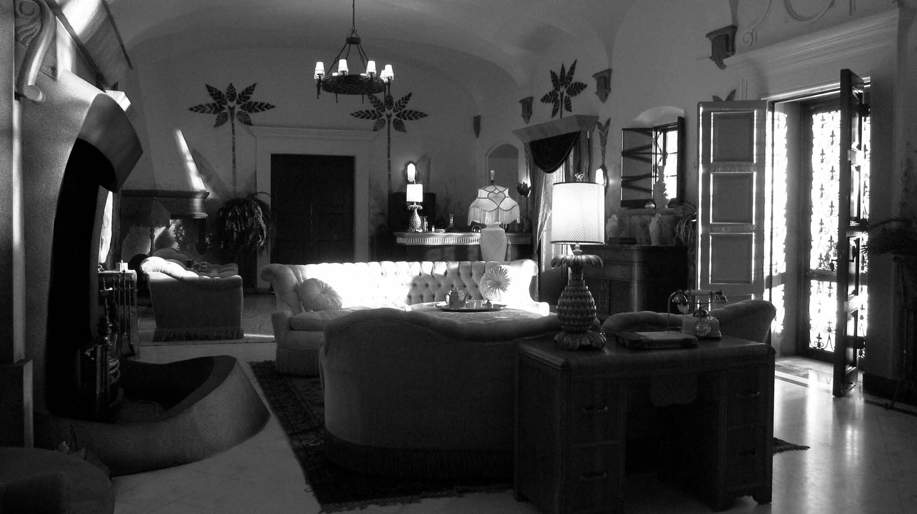 CLAIRMONT MANSION LIVING ROOM ...location dress